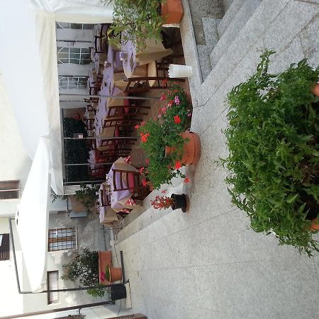 Locanda San Rocco Tassarolo Exteriör bild