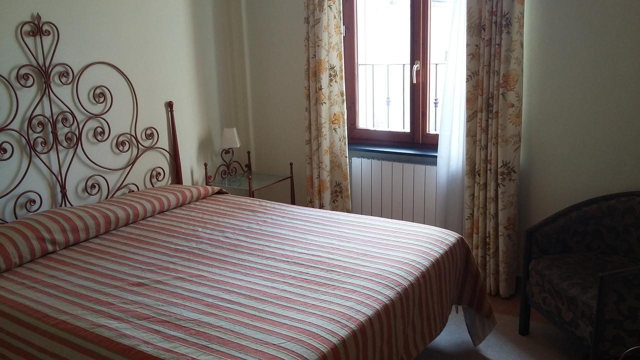 Locanda San Rocco Tassarolo Exteriör bild