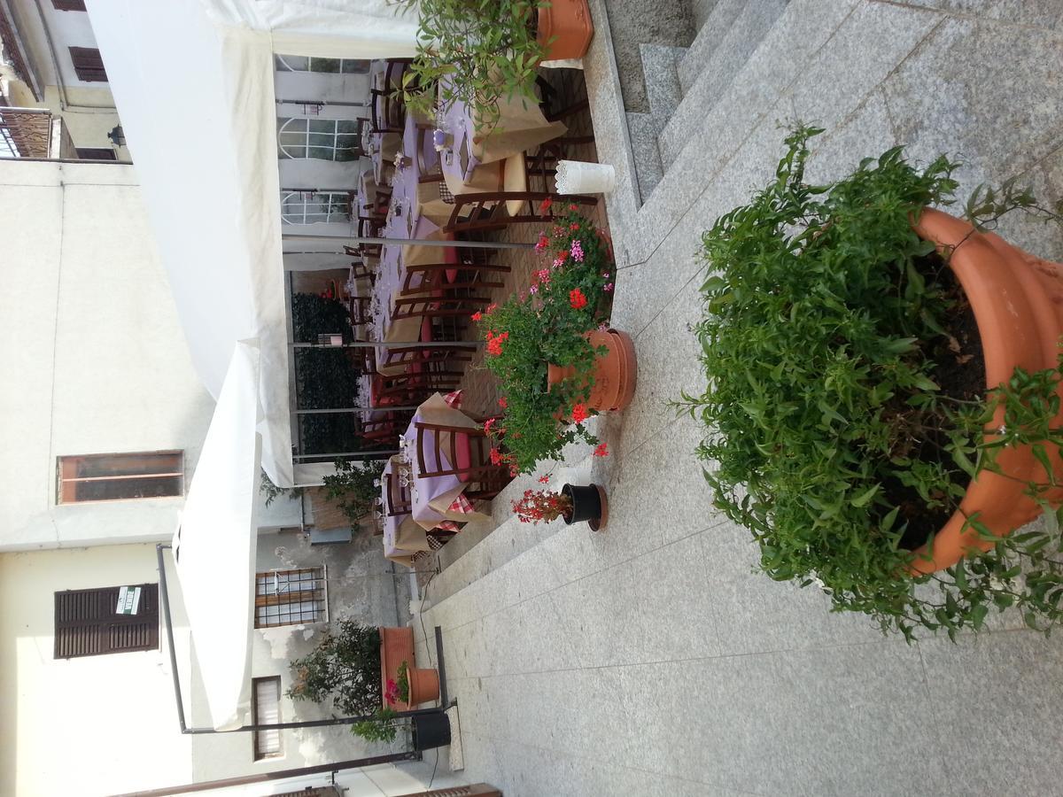 Locanda San Rocco Tassarolo Exteriör bild
